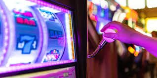 Sảnh game live 51 với Slot Online và Live Casino đa dạng trên mobile